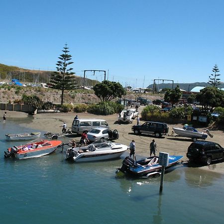 Aaa Mana Motel Porirua Dış mekan fotoğraf